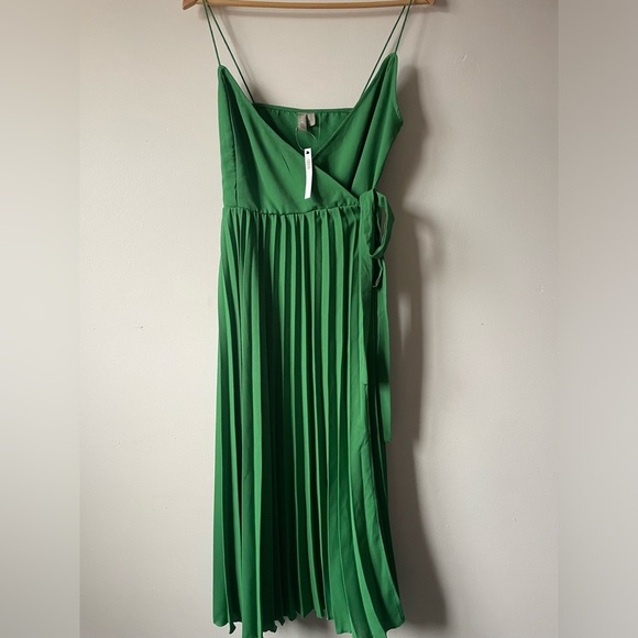 ASOS Wrap Dress Size 4 - Picture 3 of 6